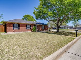 773 Windridge Ln, Burleson, TX 76028