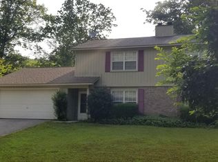 907 Mehaffey Rd, Powell, TN 37849