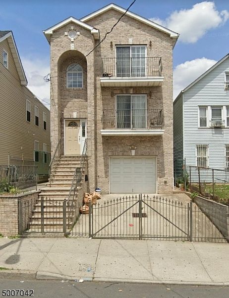 1st image of 167 Sussex Ave