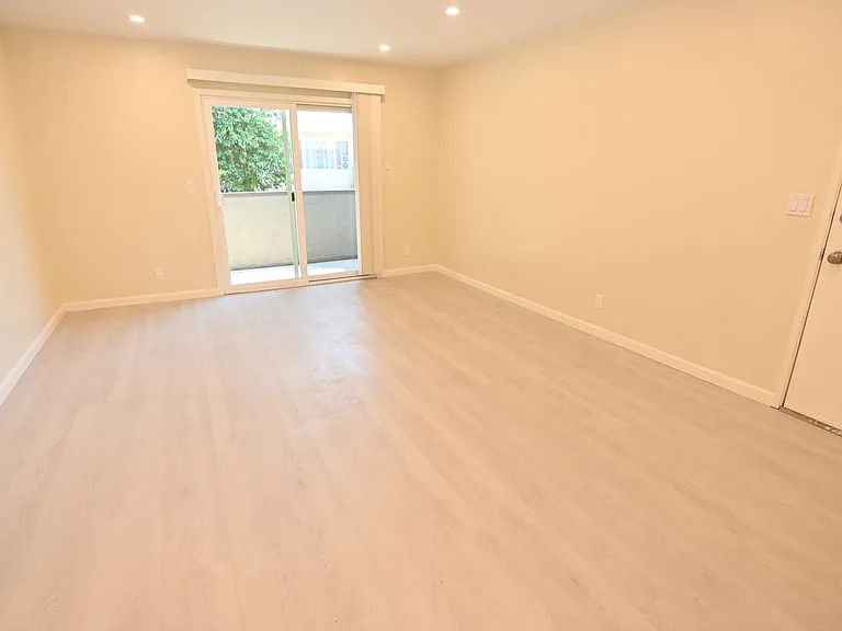 1759 Stokes Street — Photo 14