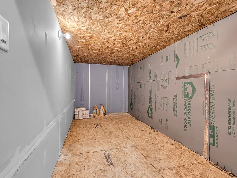 1292 Divot Cir — Photo 31