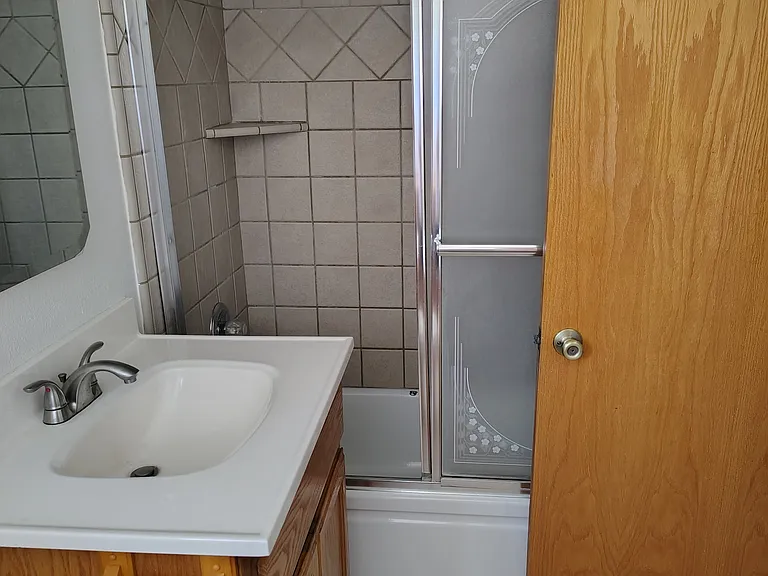 Karl Ct — Photo 7