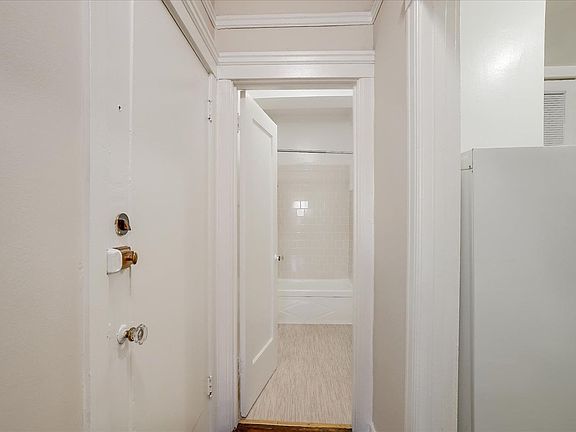 4th image of 729 Leavenworth St APT 23