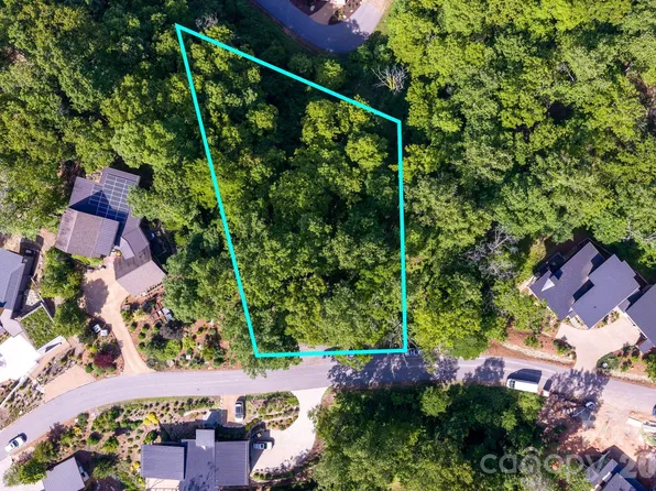 17 Tulip Poplar Trl Unit 30, Asheville, NC 28804