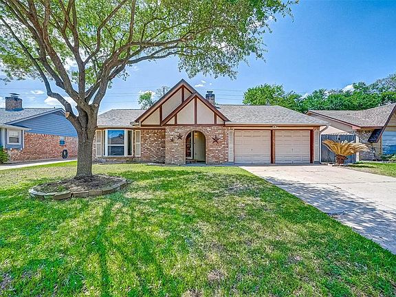 3rd image of 5107 Eagle Trail Dr