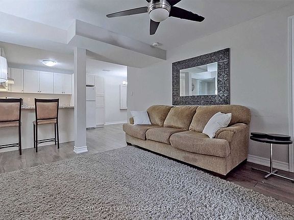 2nd image of 308 Elgin St W