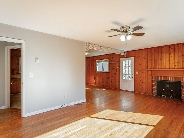 3613 Old Ringgold Rd — Photo 4