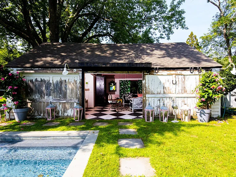 152 Montauk Hwy — Photo 6