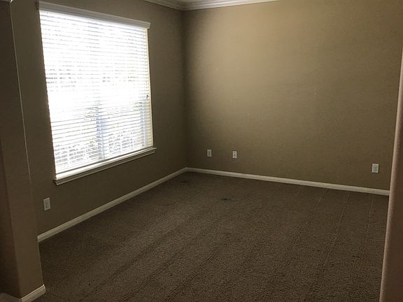 3rd image of 2302 Palm Harbour Dr