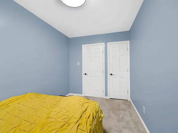 2008 East 52nd Street image 23 of 34