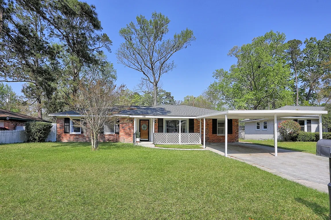 3 bed, 1643 sqft, $1,950 — Photo 2