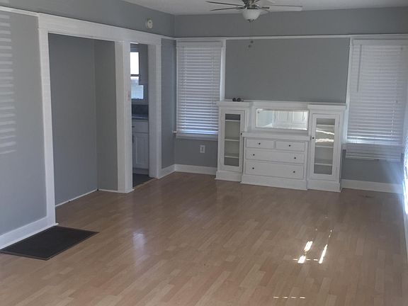 5th image of 3801 E 11th St