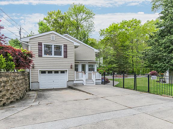 4th image of 235 Wyckoff Rd