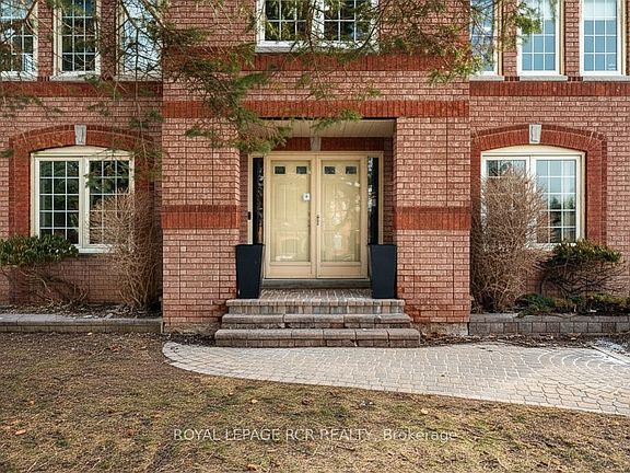 3rd image of 65 Hawthorne Rd