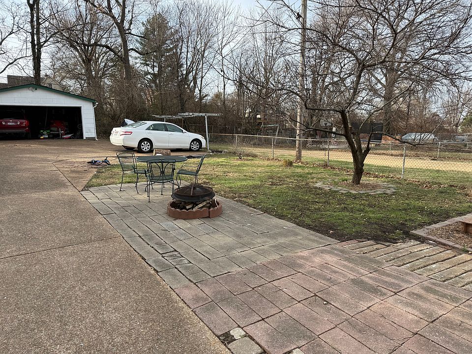 1st image of 4376 Tholozan Ave