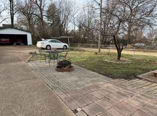 4376 Tholozan Ave, Saint Louis, MO 63116
