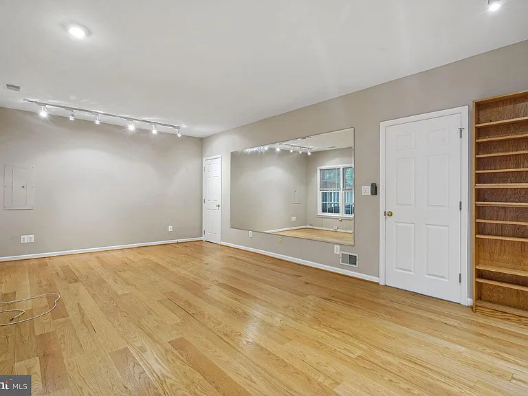 8544 Westown Way — Photo 25