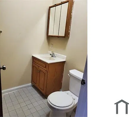 2 bed, $1,300 — Photo 3