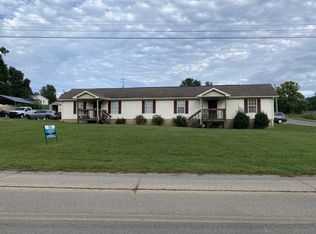 446 Bold Springs Rd #B, Mc Ewen, TN 37101