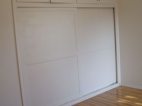 4th image of 5403 Rockne Ave