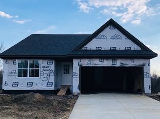 42641 Colonial Rd, Belleville, MI 48111