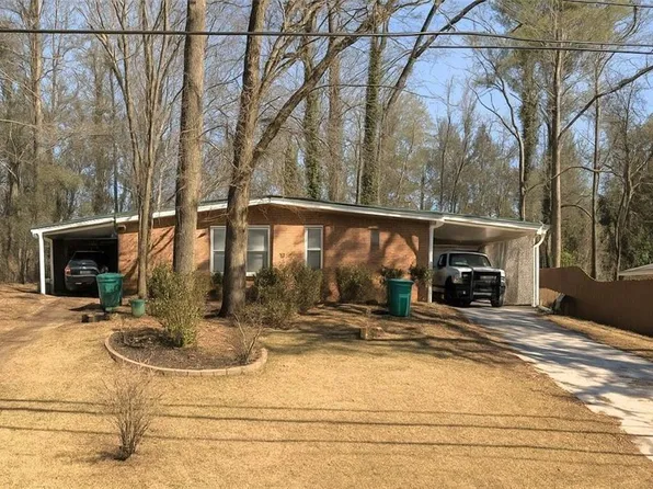 186 Lake Dr, Doraville, GA 30340