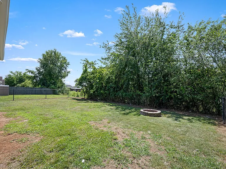 2634 Sewanee Pl — Photo 34