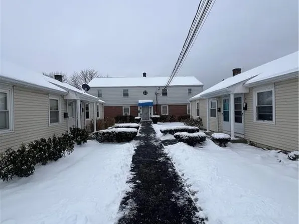 65 Johnson St #C, Pawtucket, RI 02860