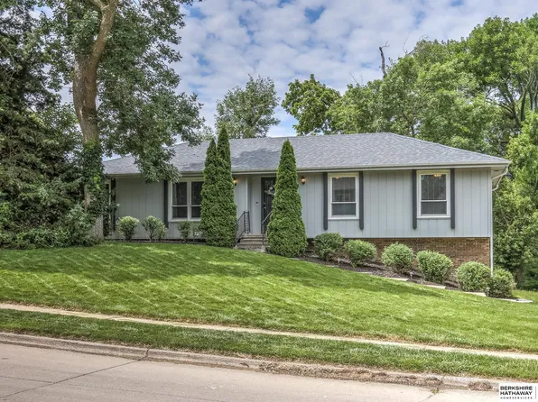 904 S 153rd St, Omaha, NE 68154
