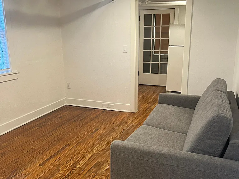 1812 W Pacific Ave #5 — Photo 23