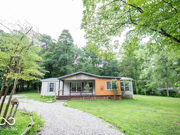 989 Wildwood Rd, North Vernon, IN 47265