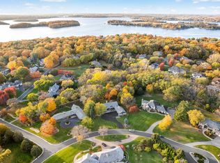 5880 Boulder Bridge Ln, Shorewood, MN 55331