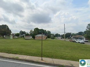 624 Grape St, Whitehall, PA 18052