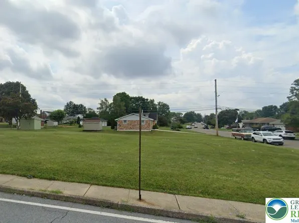 624 Grape St, Whitehall, PA 18052