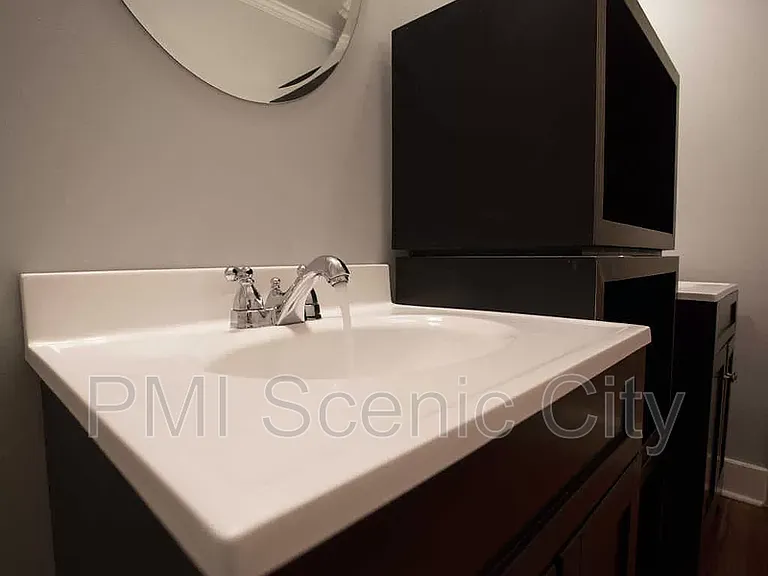 513 Lytle St — Photo 51