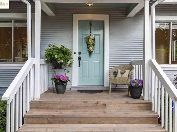 6454 Mokelumne Ave, Oakland, CA 94605