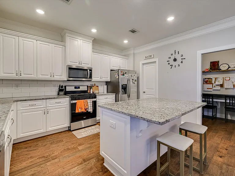 2217 Kendall Park Dr — Photo 18