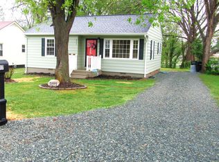 2117 Wrenn St, Burlington, NC 27215