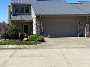 313 Harbor Lndg, Springfield, IL 62712