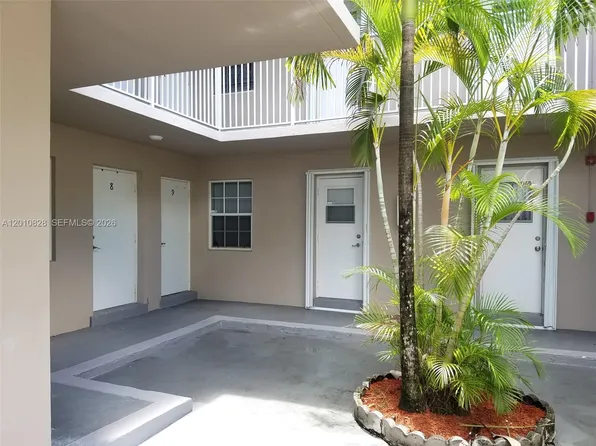 6565 Santona St #B8, Coral Gables, FL 33146