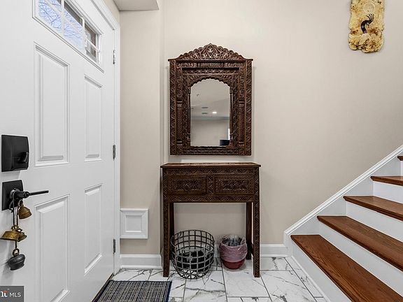 4th image of 3301 Tianna Way