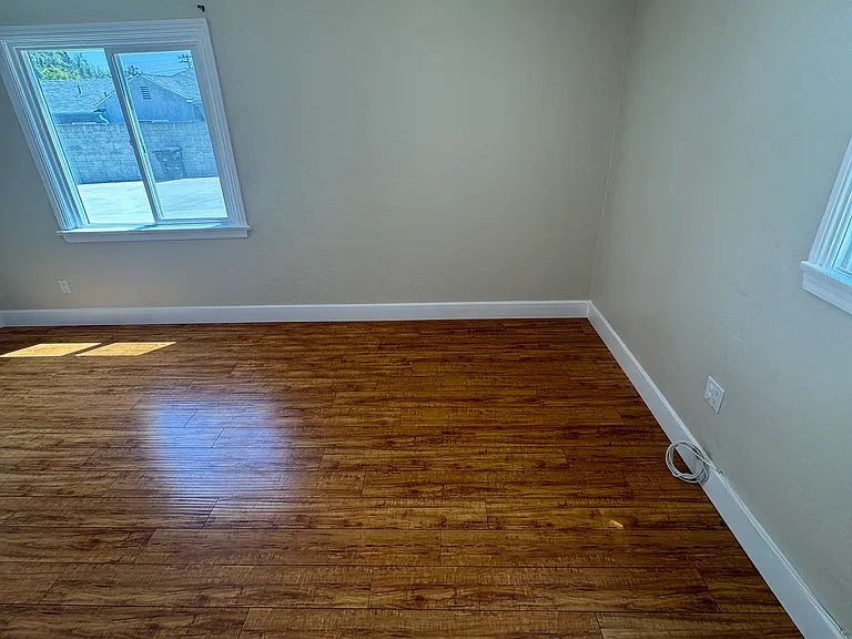 1615 Bellford Ave — Photo 16