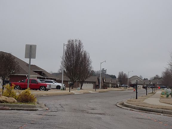 4th image of 510 Summer Cove Cir NW