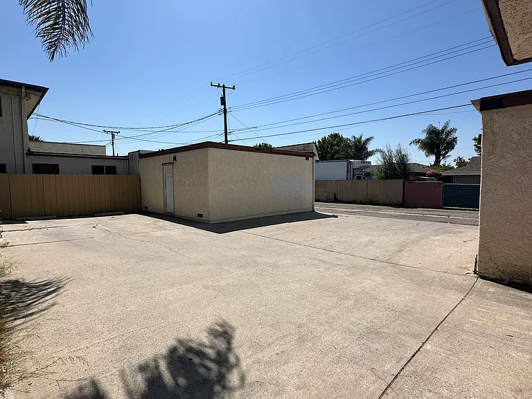 650 W Gonzales Rd #7 — Photo 15