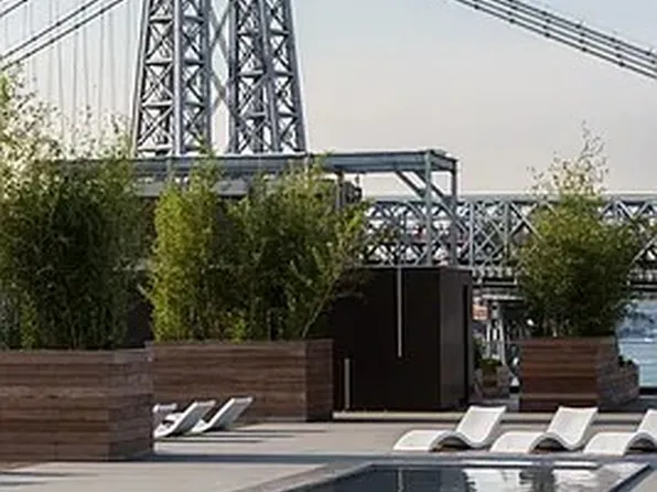 429 Kent Avenue image 17 of 18