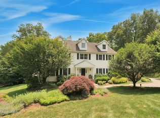 16 Pebblebrook Way, Chappaqua, NY 10510