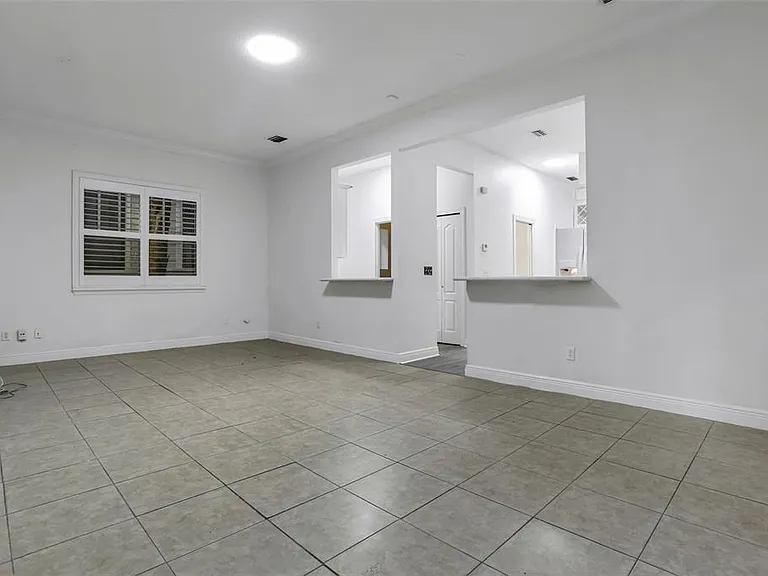 148 S Thornton Ave — Photo 28