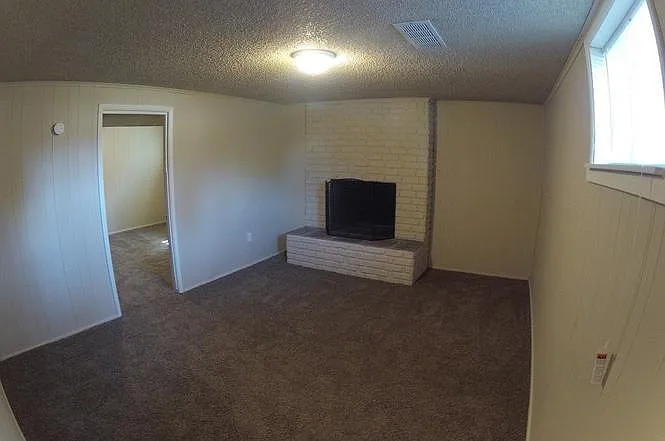 12403 Edgewood Ave SW — Photo 8