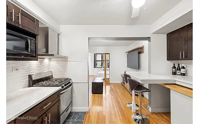 Rented by Douglas Elliman | media 7