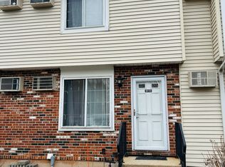 161 Cynthia Ln APT E5, Middletown, CT 06457